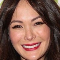 Lindsay Price Nahé