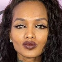 LoLa Monroe Nahé