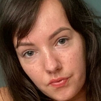 Maisey Brooks Nahé