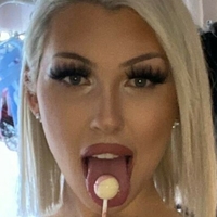 MarilynVonHoe Nahé