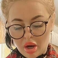 marinajuicyblonde Nahé