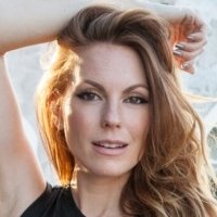 Megan Strand Nahé