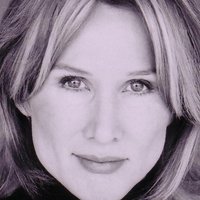 Michelle Johnston Nahé