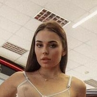 Milan Cheek Nahé