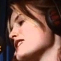 Molly Gross Nahé