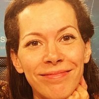 Nadia Chibani Nahé
