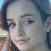 nastyya18 Nahé