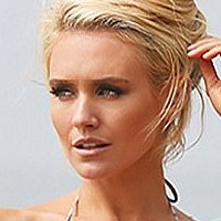 Nicky Whelan Nahé