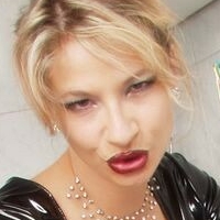 nicole24 Nahé