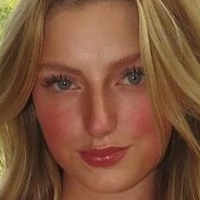 Paige Linneman Nahé