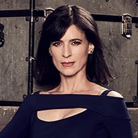 Perrey Reeves Nahé