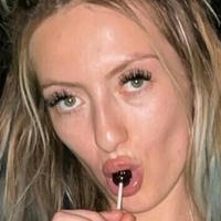 playboybunni18 Nahé