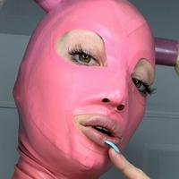 prettyinpinkxoxofficial Nahé