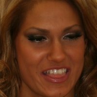 Reby Sky Nahé