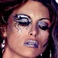 Roxanne Michaels Nahé