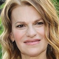Sandra Bernhard Nahé