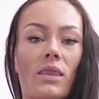 Sarah bei Mandala Nahé