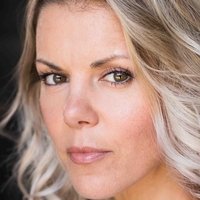 Sarah-Jane Potts Nahé