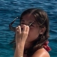 sarahzlatka Nahé
