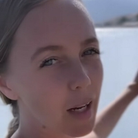 Sexy Julia Nahé