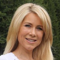 Simone Stelzer Nahé