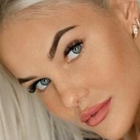 Sofya Zhuk Nahé