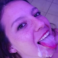 StefanyJohansen Nahé