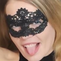 Studentgirl420 Nahé