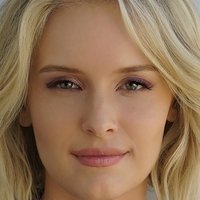 Taylor Black Nahé