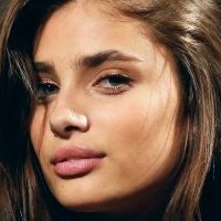 Taylor Marie Hill Nahé