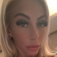 Taylor Stevens Nahé