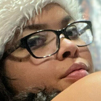 Thequeenceline Nahé