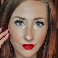 thereallauracroftfree Nahé