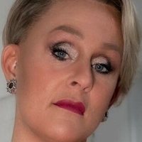 Tricia Holt Eckstein Nahé