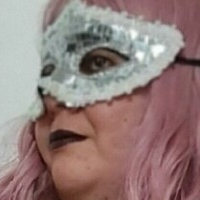 u2656naughtyhousewife Nahé