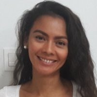 Ully Triani Nahé