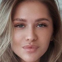 Vladislava Kamynina Nahé