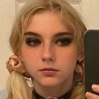 zoe Nahé